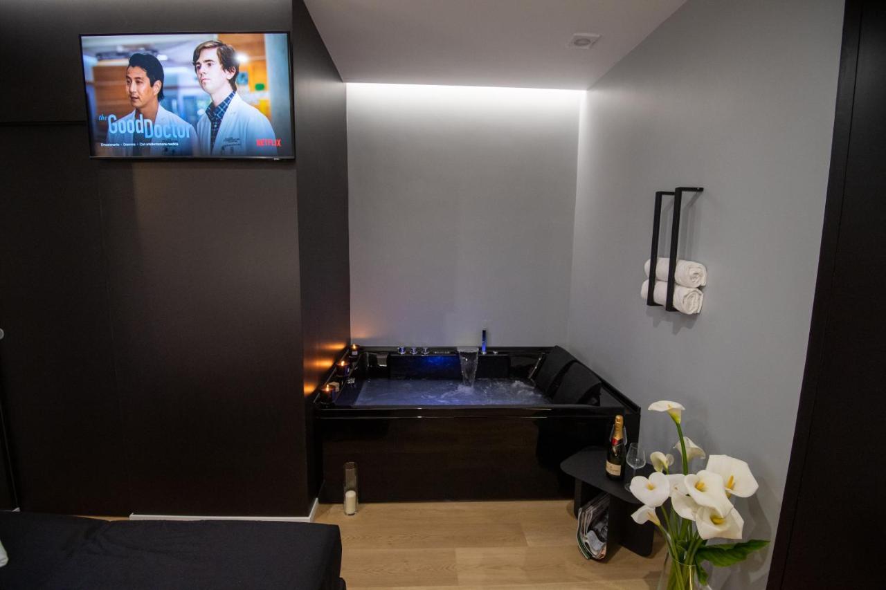 Contemporaneamente 147 - Modern & Comfort Rooms 바리 외부 사진