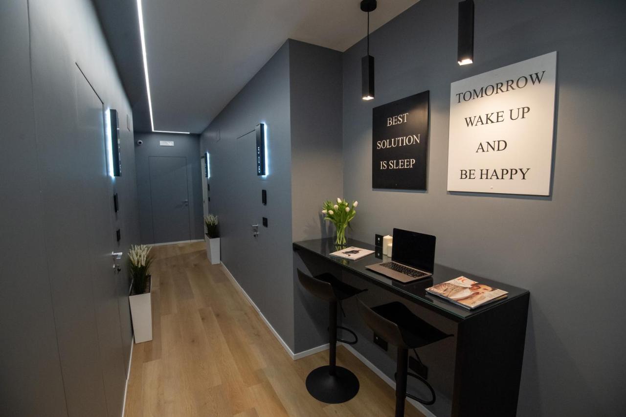 Contemporaneamente 147 - Modern & Comfort Rooms 바리 외부 사진